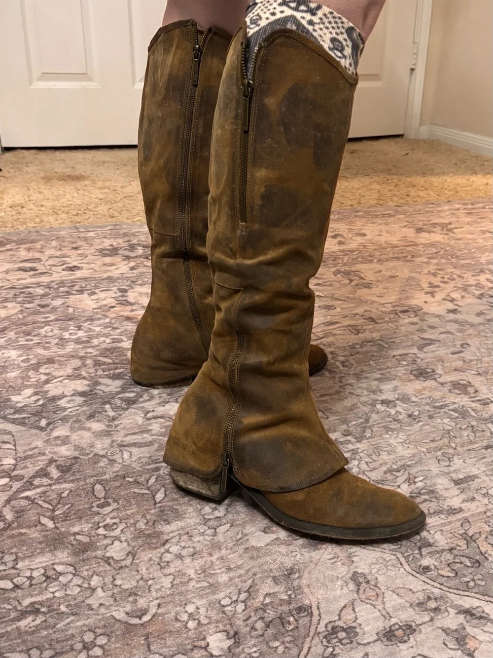Donald J. Pliner Brown tall Leather Boots